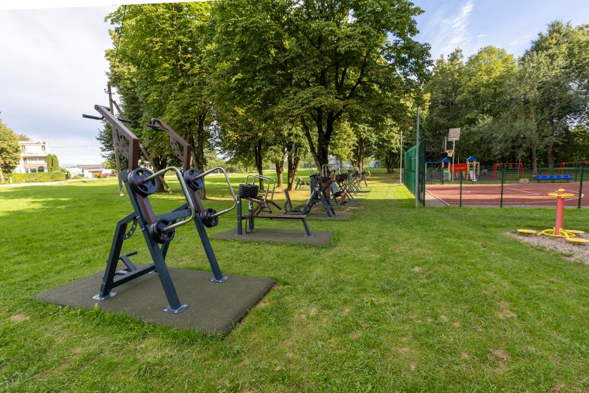 Lauko treniruokliai su svoriais 287