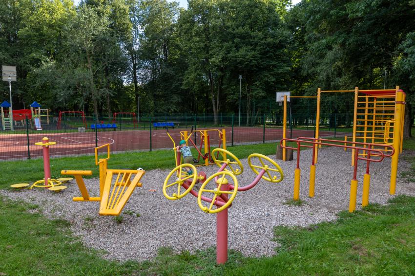 Lauko treniruokliai su svoriais 287
