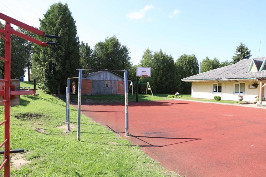 Krepšinio aikštelė paveiksliukas