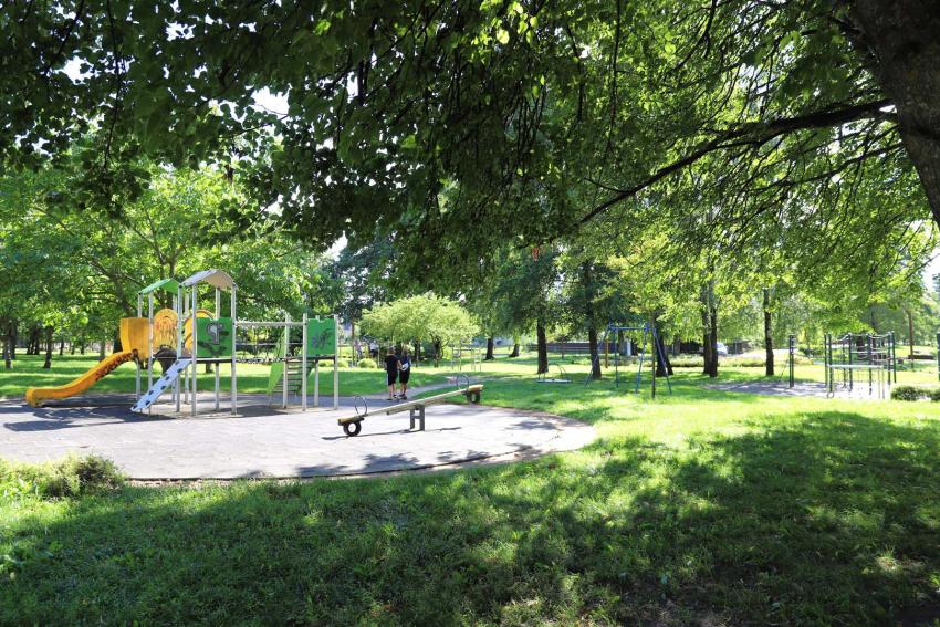 Vaikų žaidimų aikštelė paveiksliukas