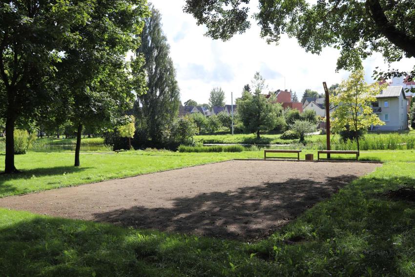 Petankės aikštelė paveiksliukas