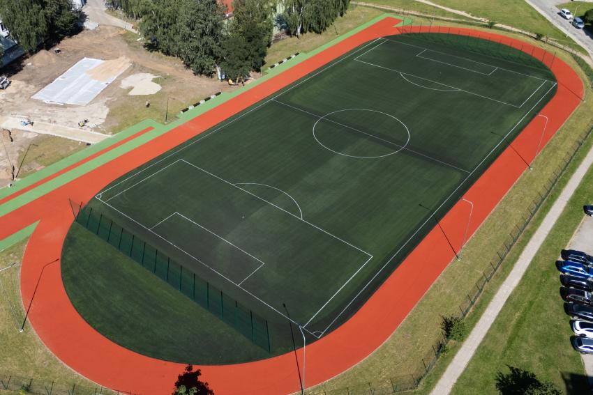 Jonavos Jeronimo Ralio gimnazijos stadionas 64
