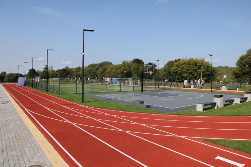 Kačerginės stadionas paveiksliukas