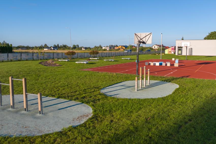 Mastaičių mokyklos - daugiafunkcio centro daugiafunkcė sporto aikštelė 220