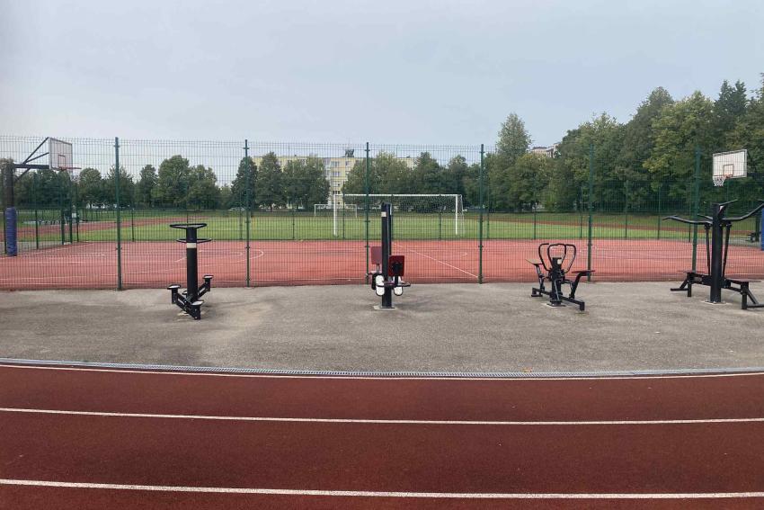Kėdainių „Atžalyno“ gimnazijos stadionas paveiksliukas