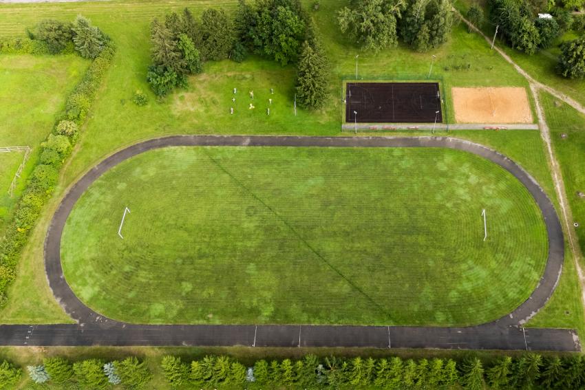 Jonavos raj. Žeimių mokyklos - daugiafunkcio centro stadionas paveiksliukas