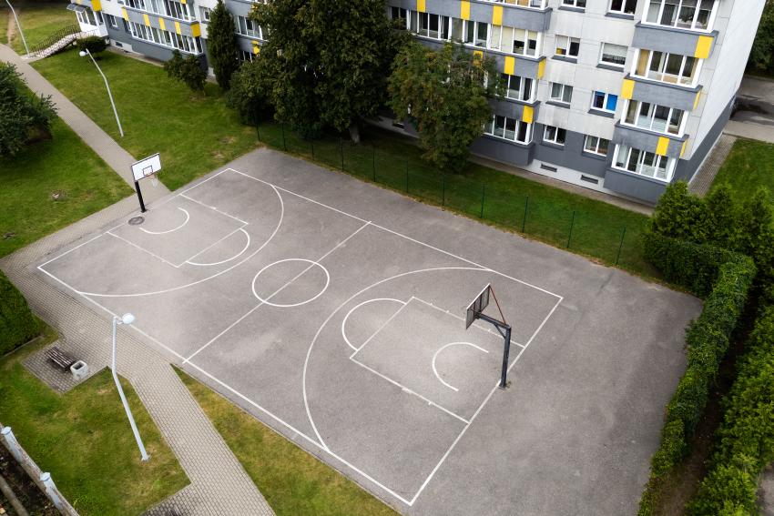 Krepšinio aikštelė paveiksliukas