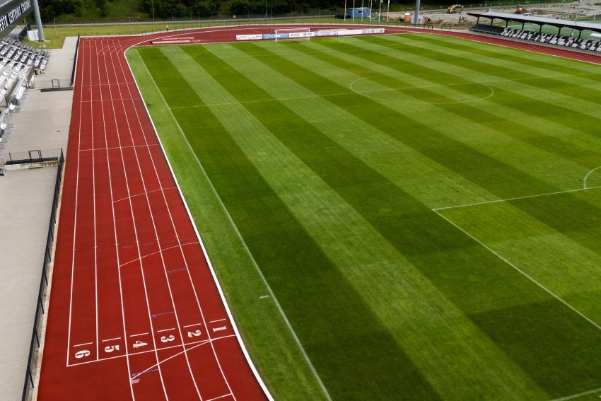 Jonavos miesto stadiono bėgimo takeliai paveiksliukas