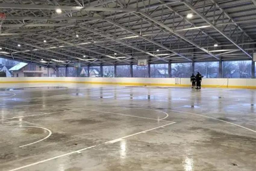 Kėdainių ledo arena 124