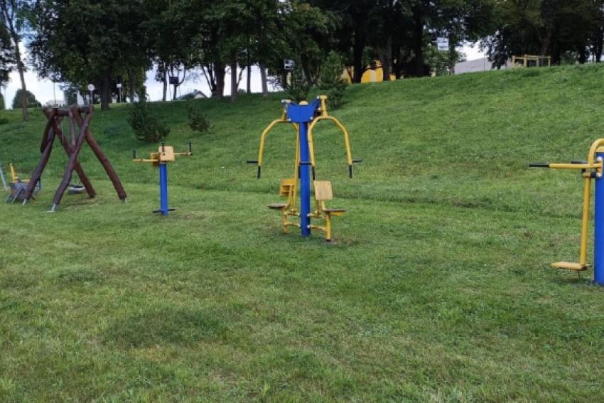 Universali sporto aikštelė 138