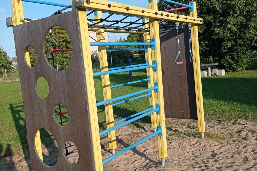 Universali sporto aikštelė paveiksliukas