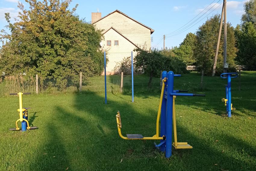 Universali sporto aikštelė 144