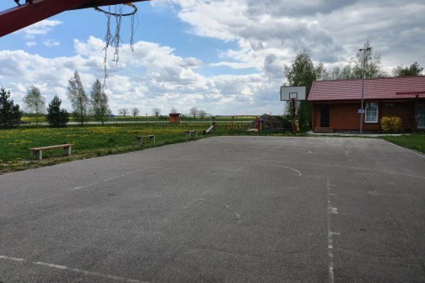 Universali sporto aikštelė paveiksliukas