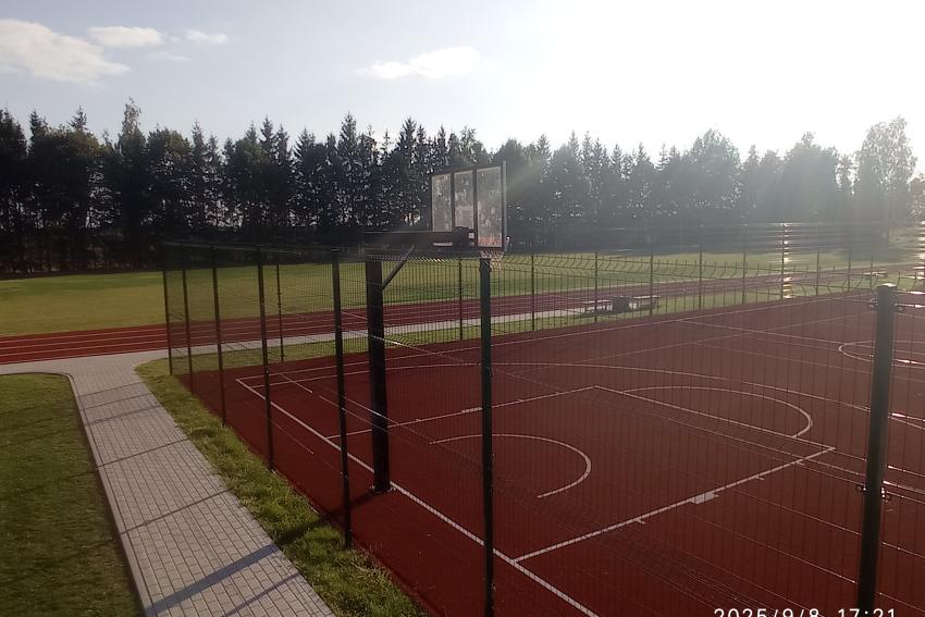 Krakių Mikalojaus Katkaus gimnazija 152