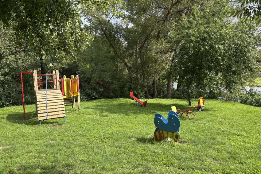 Bagrėno aikštelės vaikų žaidimo aikštelė, lauko treniruokliai, apžvalgos aikštelė paveiksliukas