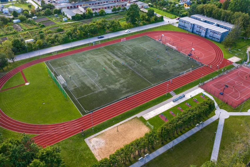 VDU Ugnės Karvelis gimnazijos stadionas ir sporto aikštynas 191