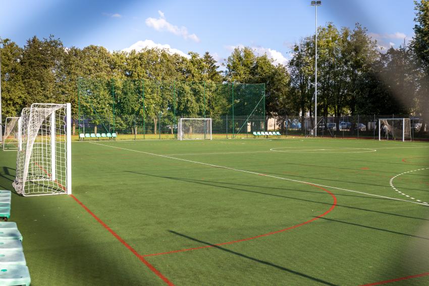 Garliavos Jonučių progimnazijos stadionas ir sporto aikštynas 197