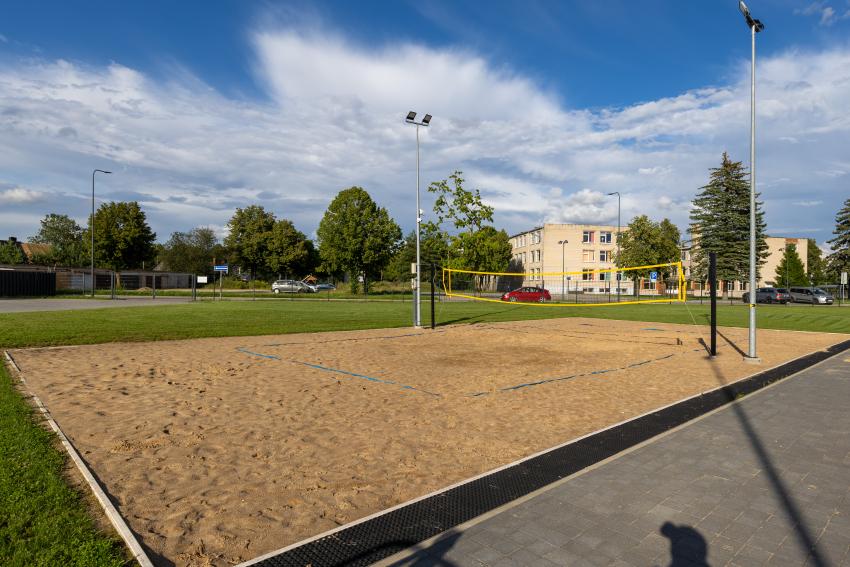 Karmėlavos Balio Buračo gimnazijos stadionas ir sporto aikštynas 198