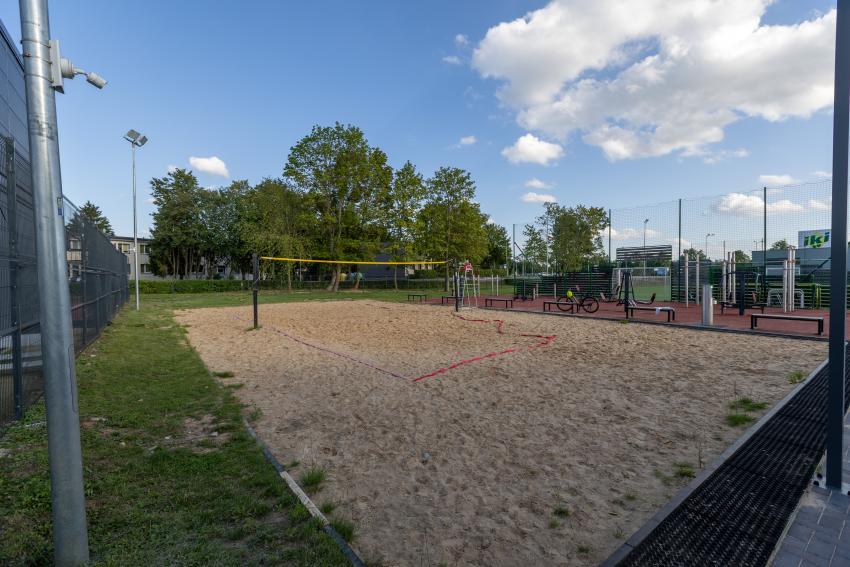 Raudondvario gimnazijos stadionas ir sporto aikštynas 201