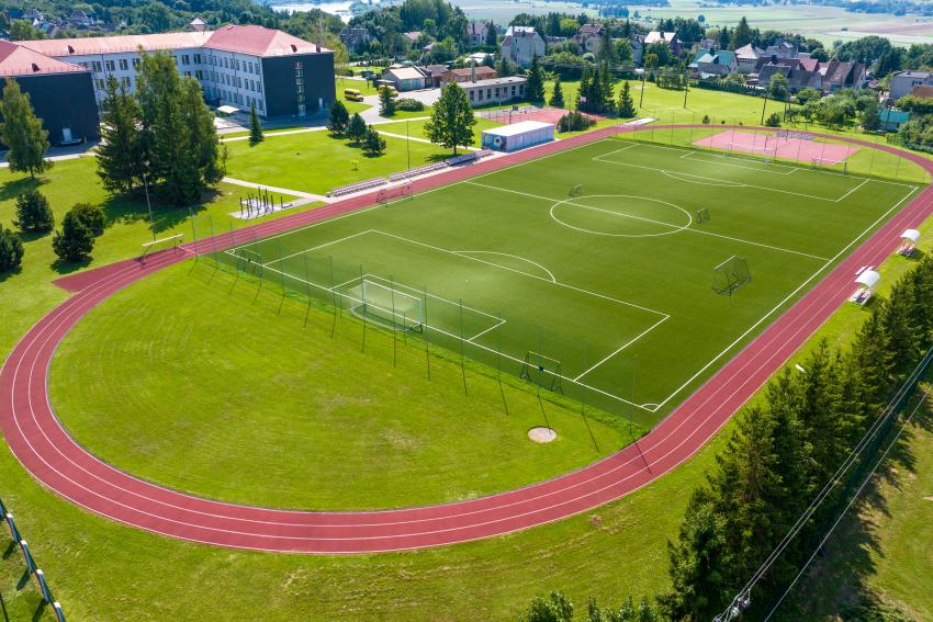 Vilkijos gimnazijos stadionas ir sporto aikštynas 203
