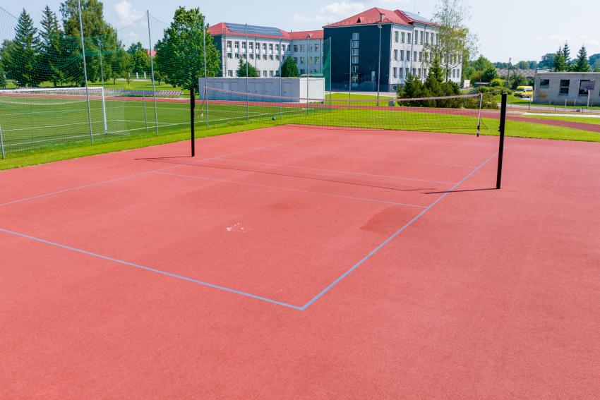 Vilkijos gimnazijos stadionas ir sporto aikštynas 203