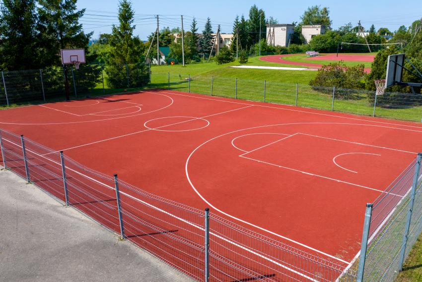 Vilkijos gimnazijos stadionas ir sporto aikštynas 203