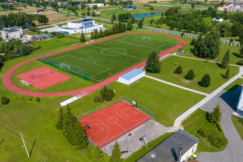 Vilkijos gimnazijos stadionas ir sporto aikštynas 203