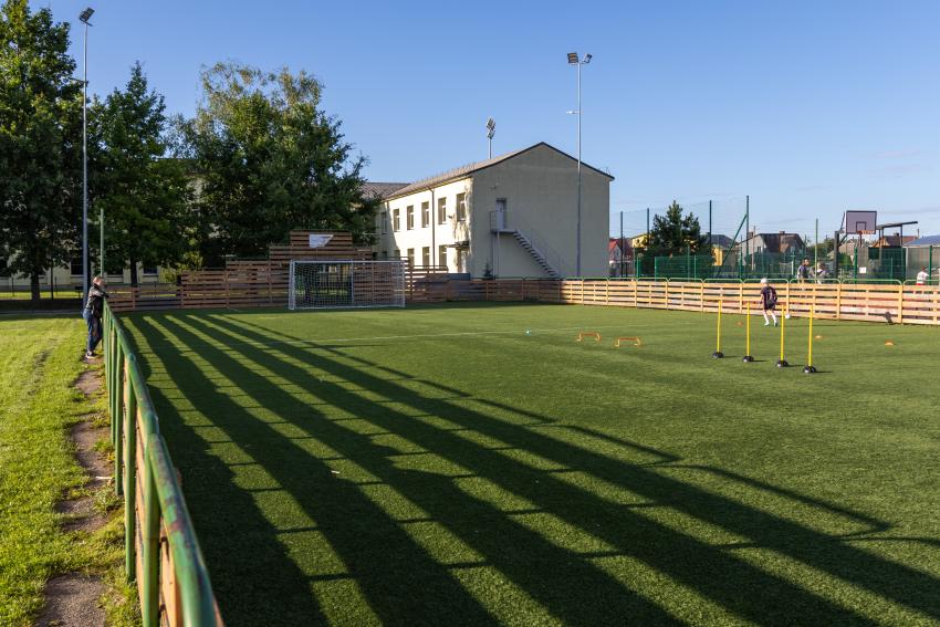 Garliavos Adomo Mitkaus pagrindinės mokyklos stadionas ir sporto aikštynas 205