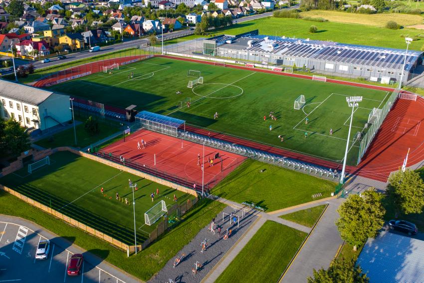 Garliavos Adomo Mitkaus pagrindinės mokyklos stadionas ir sporto aikštynas 205