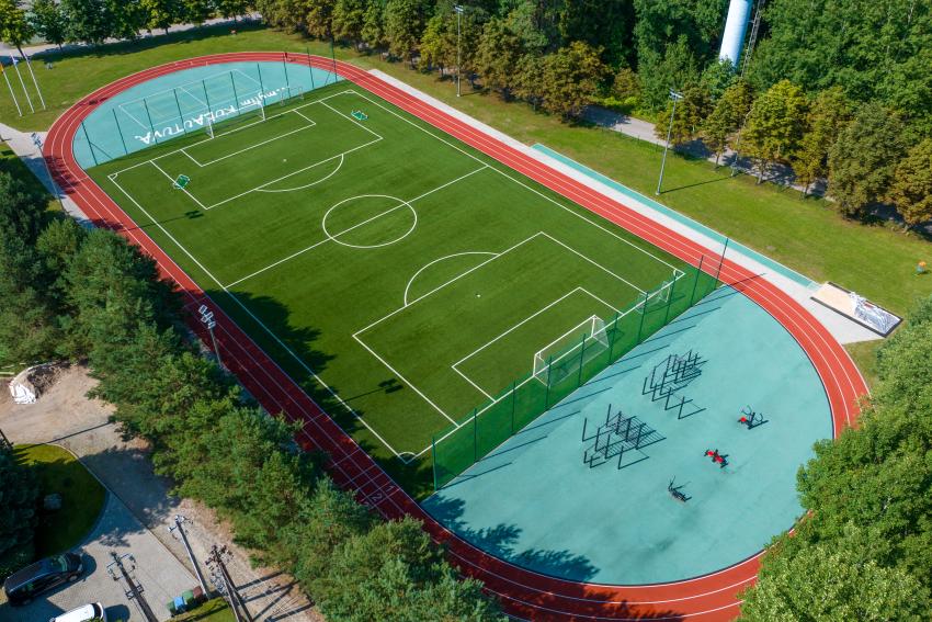 Kulautuvos pagrindinės mokyklos stadionas ir sporto aikštynas 206