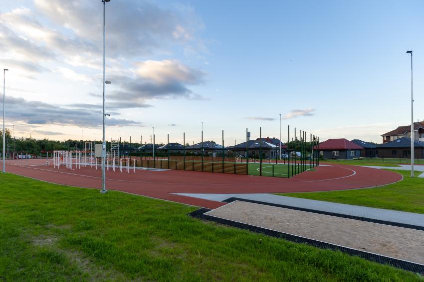 Lapių pagrindinės mokyklos stadionas ir sporto aikštynas 207