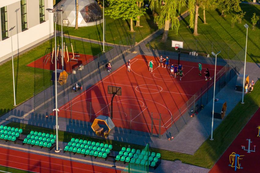 Šlienavos pagrindinės mokyklos stadionas ir sporto aikštynas 208