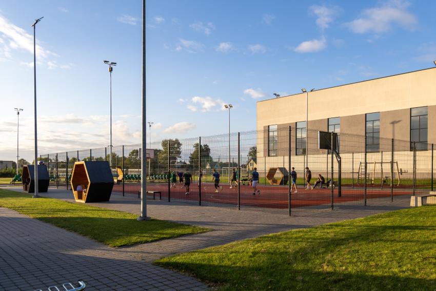 Šlienavos pagrindinės mokyklos stadionas ir sporto aikštynas 208