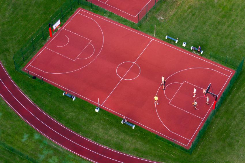 Zapyškio pagrindinės mokyklos stadionas ir sporto aikštynas 209