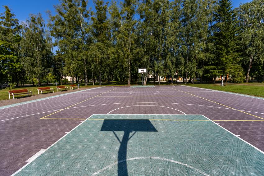 Kulautuvos pagrindinės mokyklos Batniavos skyriaus stadionas ir sporto aikštynas 211
