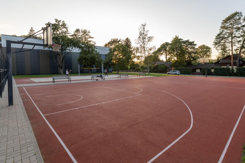 Kačerginės mokyklos - daugiafunkcio centro sporto aikštynas 213