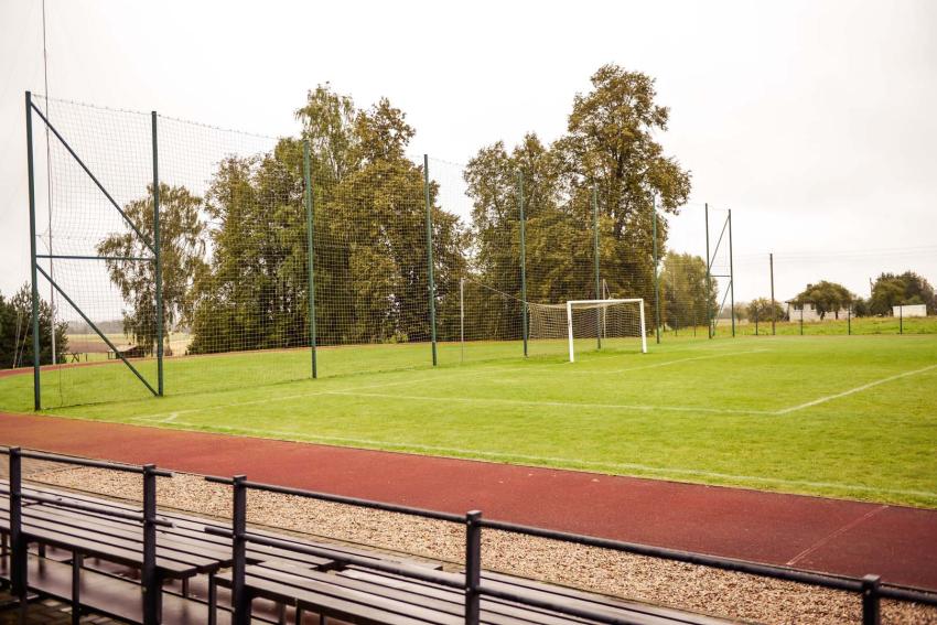 Futbolo stadionas 10