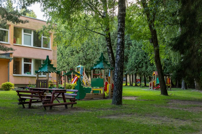 Noreikiškių lopšelio - darželio „Ąžuolėlis“ daugiafunkcė sporto aikštelė 222