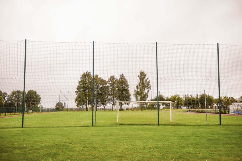 Futbolo stadionas 10