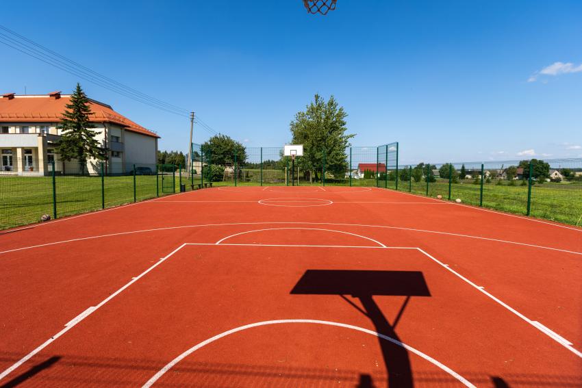 Čekiškės seniūnijos Liučiūnų kaimo daugiafunkcė sporto aikštelė 228