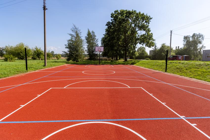 Čekiškės seniūnijos Pagirių kaimo daugiafunkcė sporto aikštelė 231