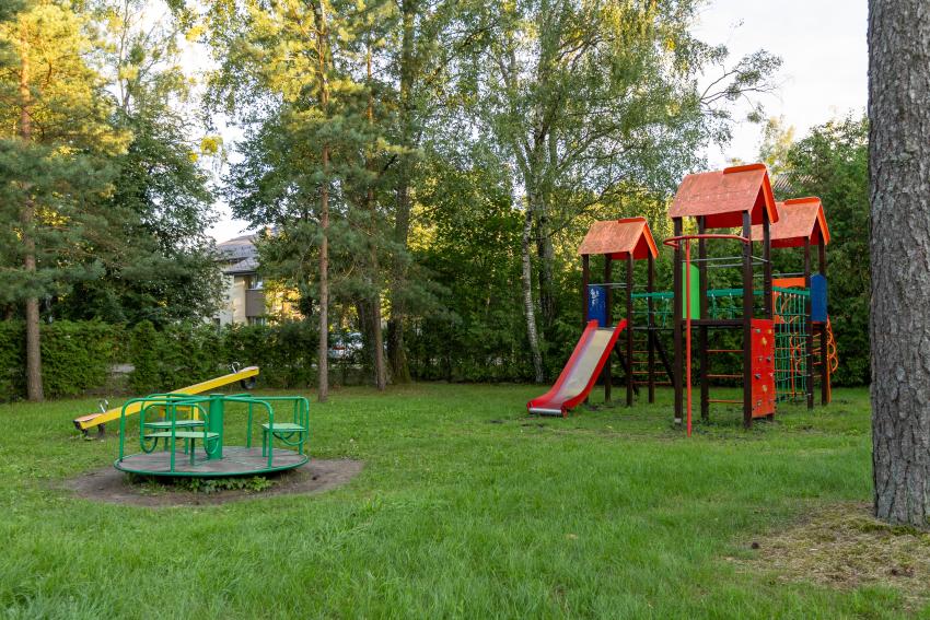 Ežerėlio seniūnijos daugiafunkcė sporto aikštelė 235