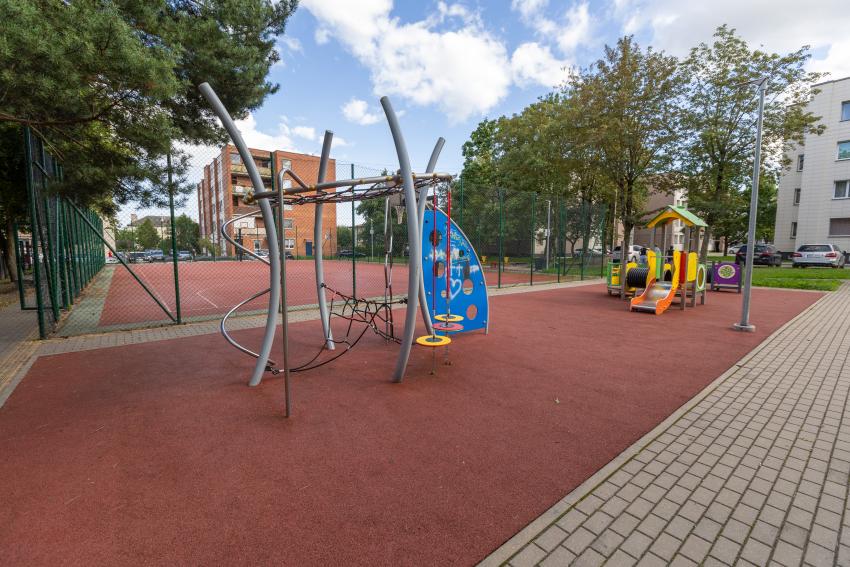 Galiavos seniūnijos daugiafunkcė sporto aikštelė 240