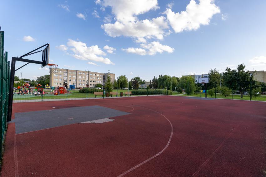 Raudondvario seniūnijos daugiafunkcė sporto aikštelė 249