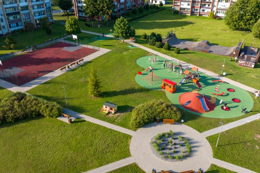 Raudondvario seniūnijos daugiafunkcė sporto aikštelė 249