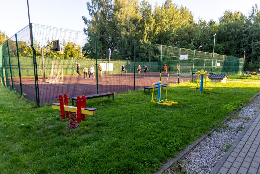 Ringaudų seniūnijos Tabariškių kaimo daugiafunkcė sporto aikštelė paveiksliukas