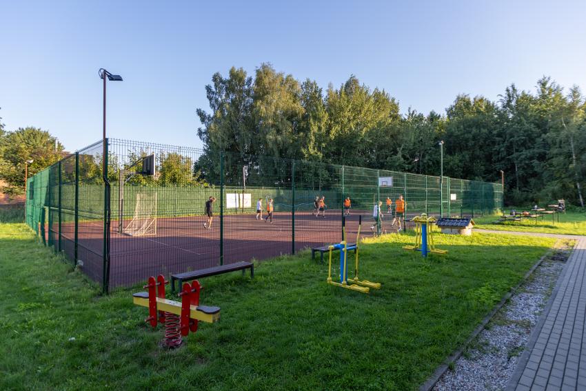 Ringaudų seniūnijos Tabariškių kaimo daugiafunkcė sporto aikštelė 251