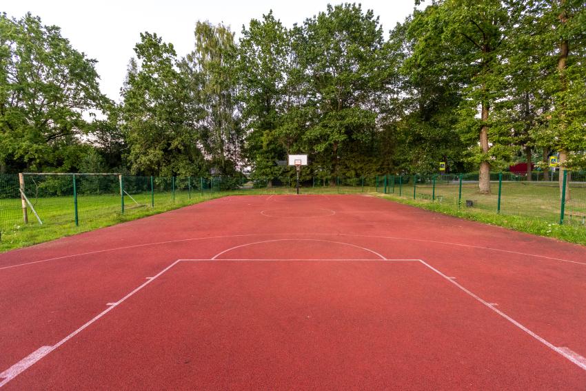 Taurakiemio seniūnijos Viršužiglio kaimo daugiafunkcė sporto aikštelė 255