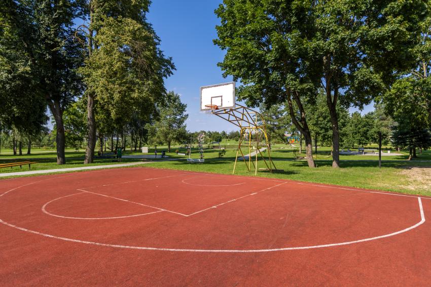 Vandžiogalos seniūnijos daugiafunkcinė sporto aikštelė 257