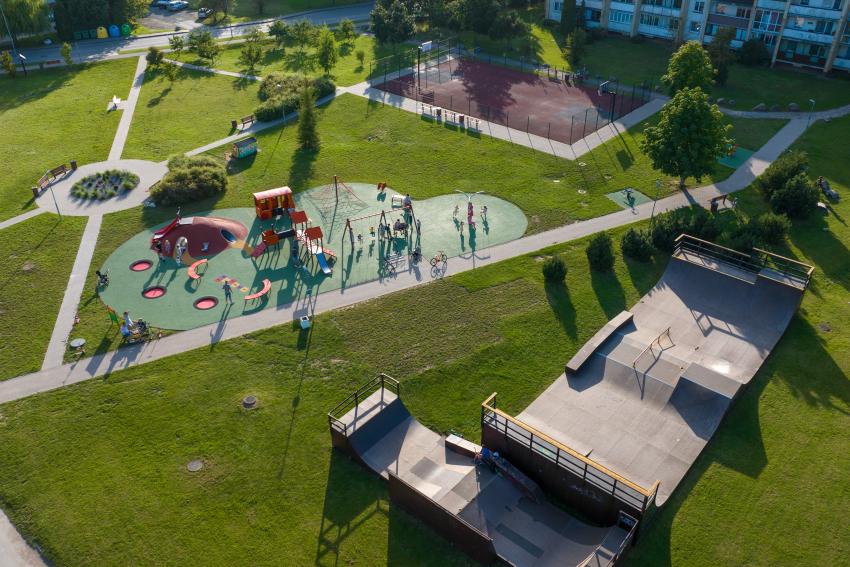 Raudondvario seniūnijos riedučių ir riedlenčių platforma paveiksliukas
